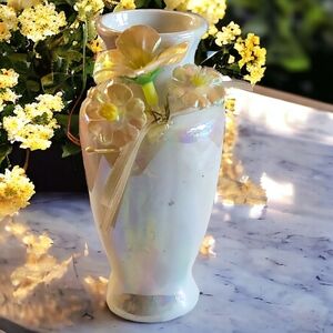 Vtg Mother of Pearl Glaze Porcelain Miniature Bud Vase Iridescent Silk Flowers
